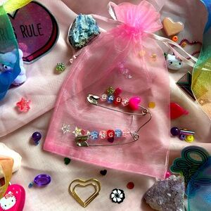 Angel Baby bead earrings 💗